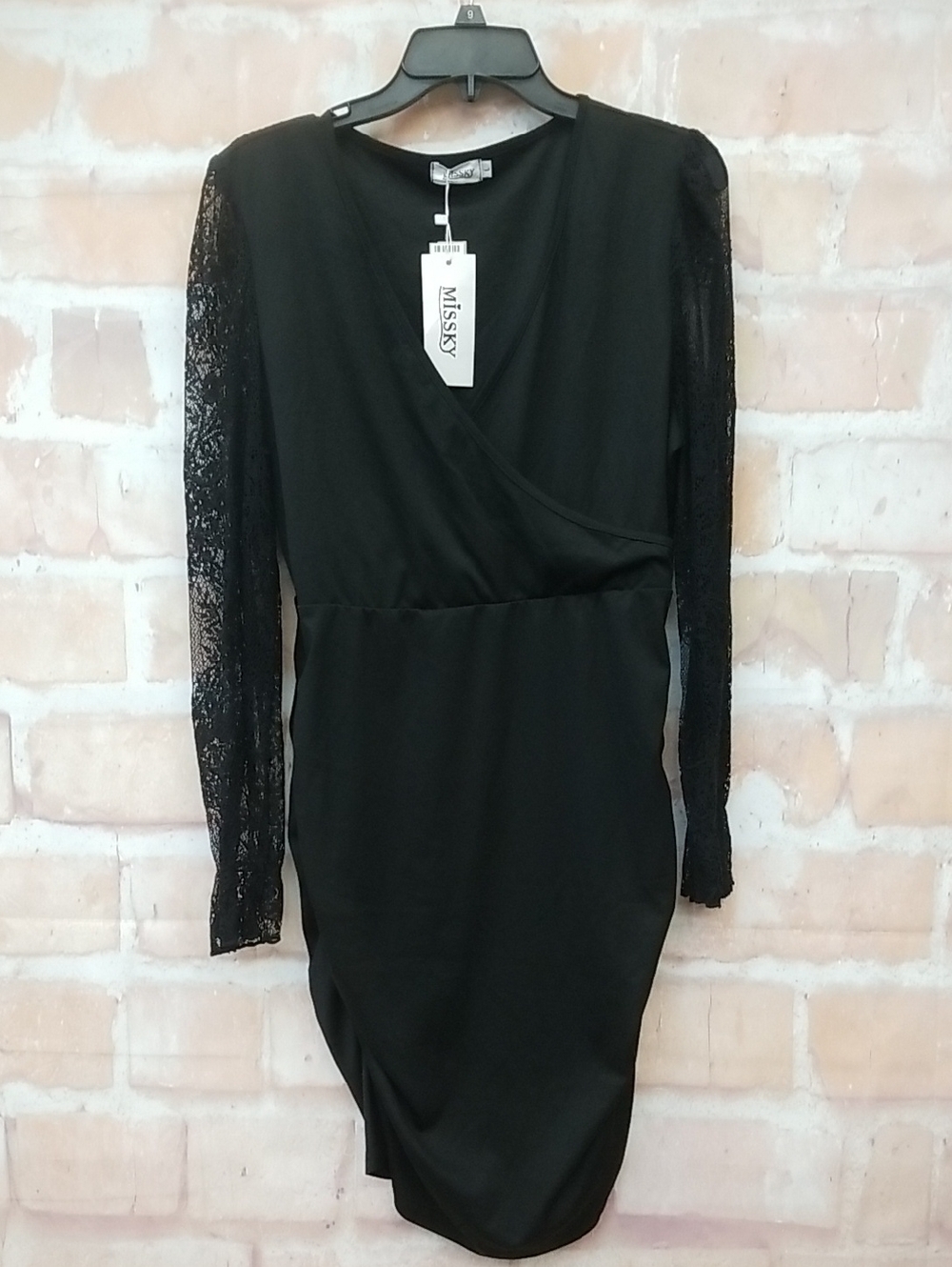 NWT Missky Black Lace-Sleeve Dress Size L